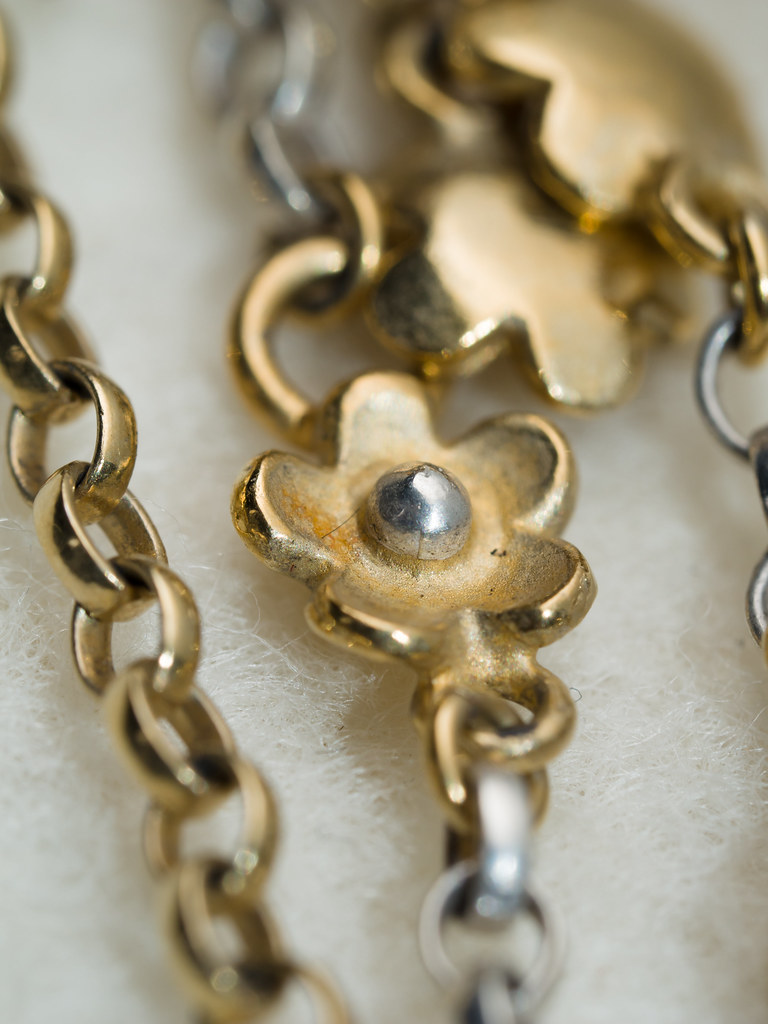 Gold Loan Demand Shows How Families Use Jewellery As Safety Cushion