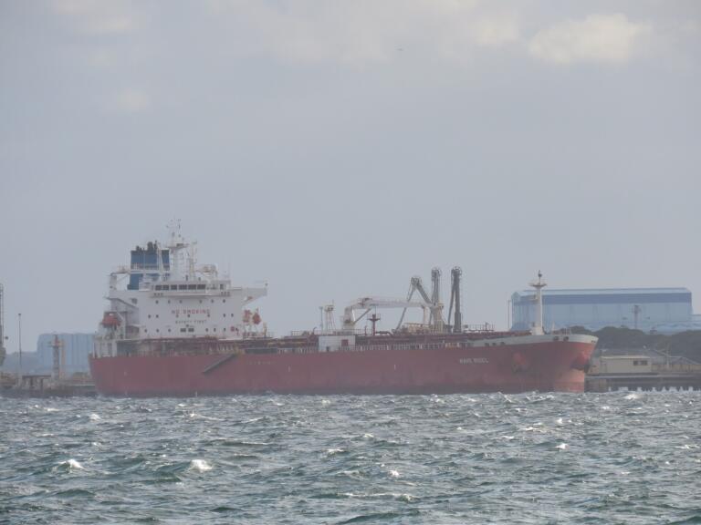 Crude Prices Fall After Hormuz Reopening Signal Supports Importers