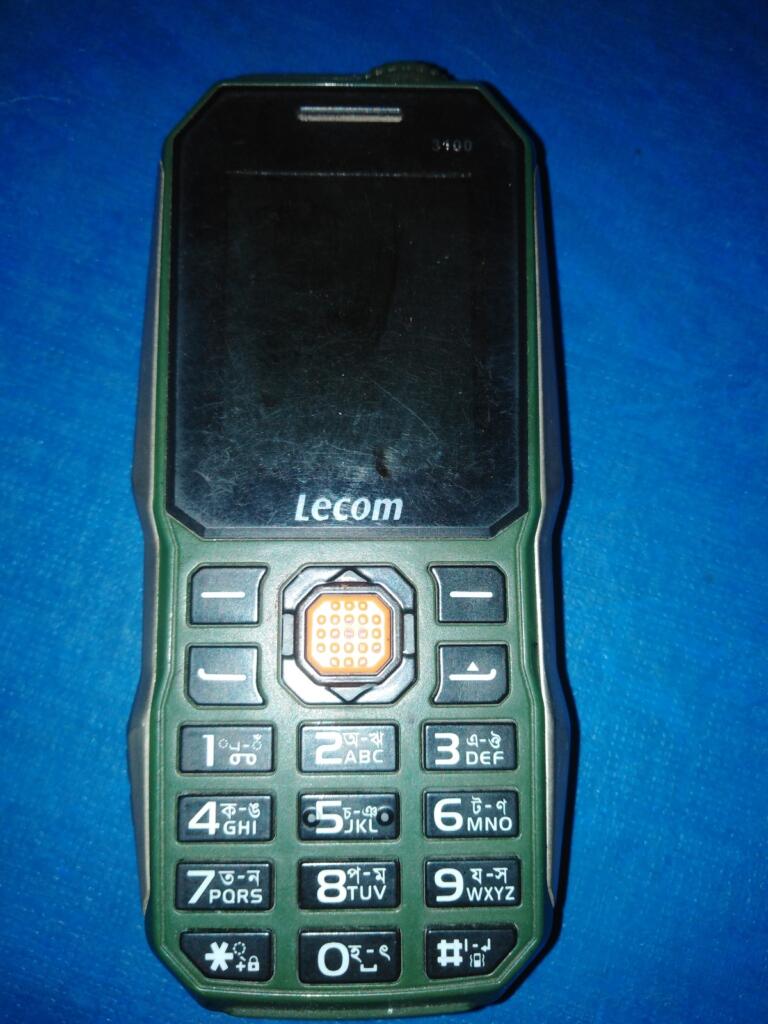 Feature Phone Users Remain Central To India AI Device Opportunity