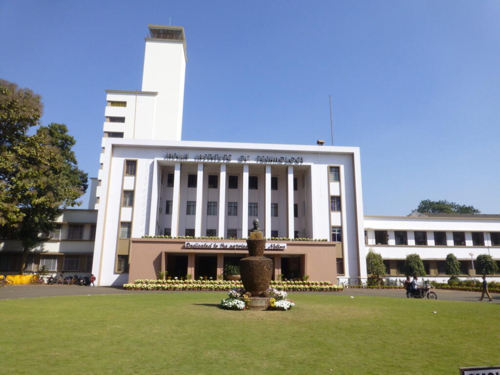 IITs Add 600 Seats for AI, Cybersecurity and Quantum Courses