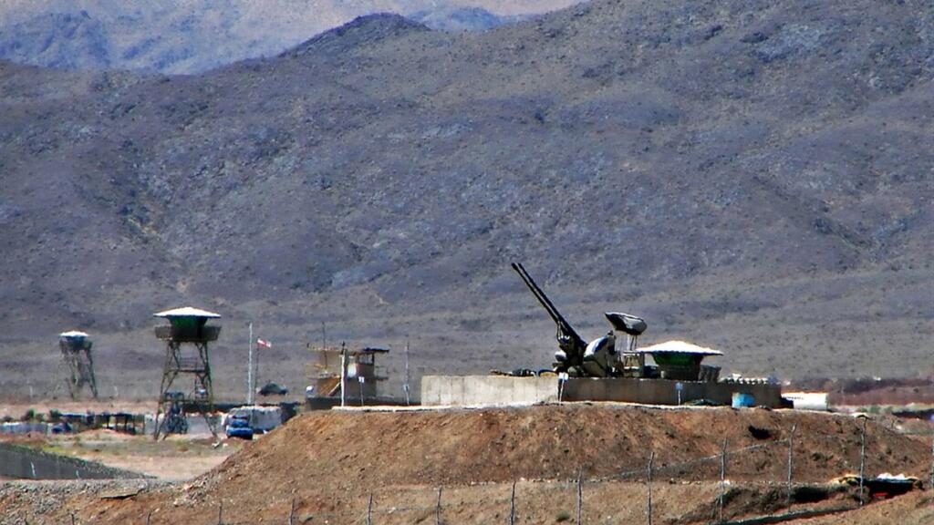 US-Iran Draft Deal Puts Nuclear Curbs and Hormuz Reopening in Focus
