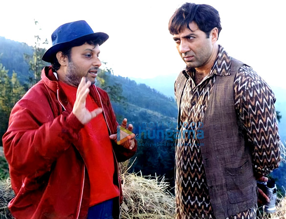 Sunny Deol Marks 25 Years Of Gadar With Nostalgic Message